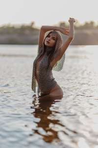 Водяна Діва у броні